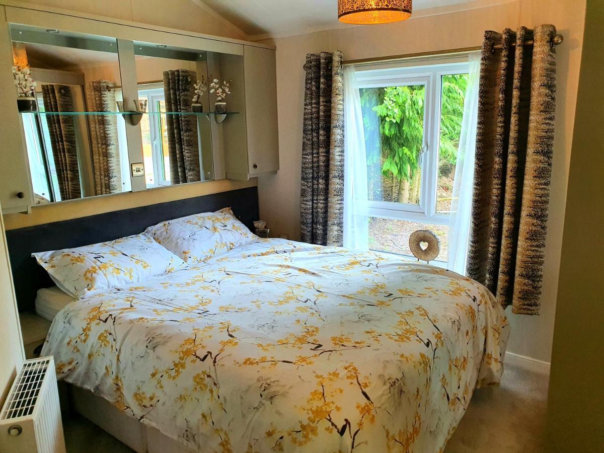 Grand Eagles Luxury Lodge, Auchterarder Perth Esterno foto