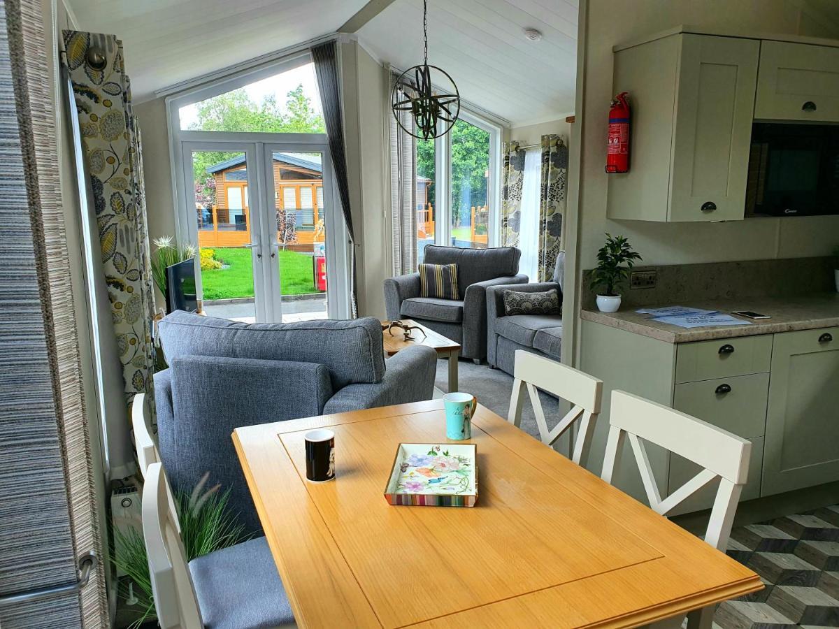 Grand Eagles Luxury Lodge, Auchterarder Perth Esterno foto